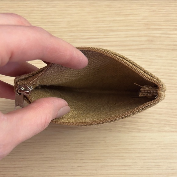 FEED Coin Purse - Picture 4 of 4